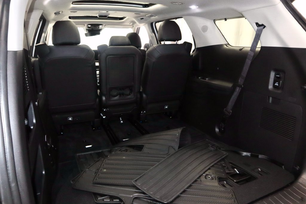 Used 2025 Kia Carnival SX Prestige FWD image 16