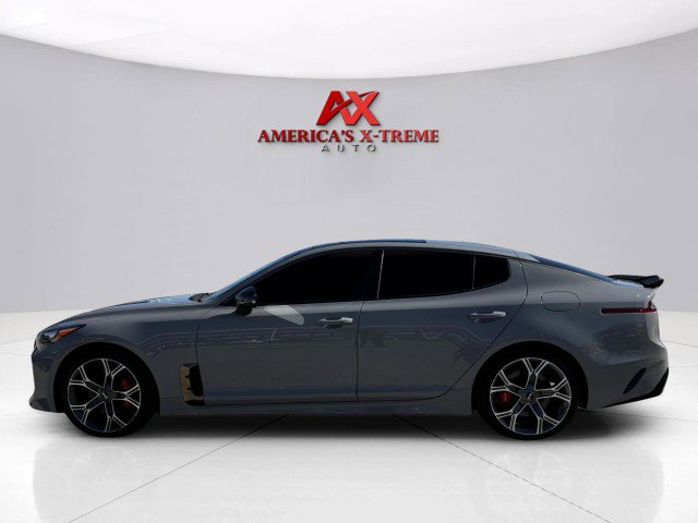 Used 2020 Kia Stinger GT2 image 2