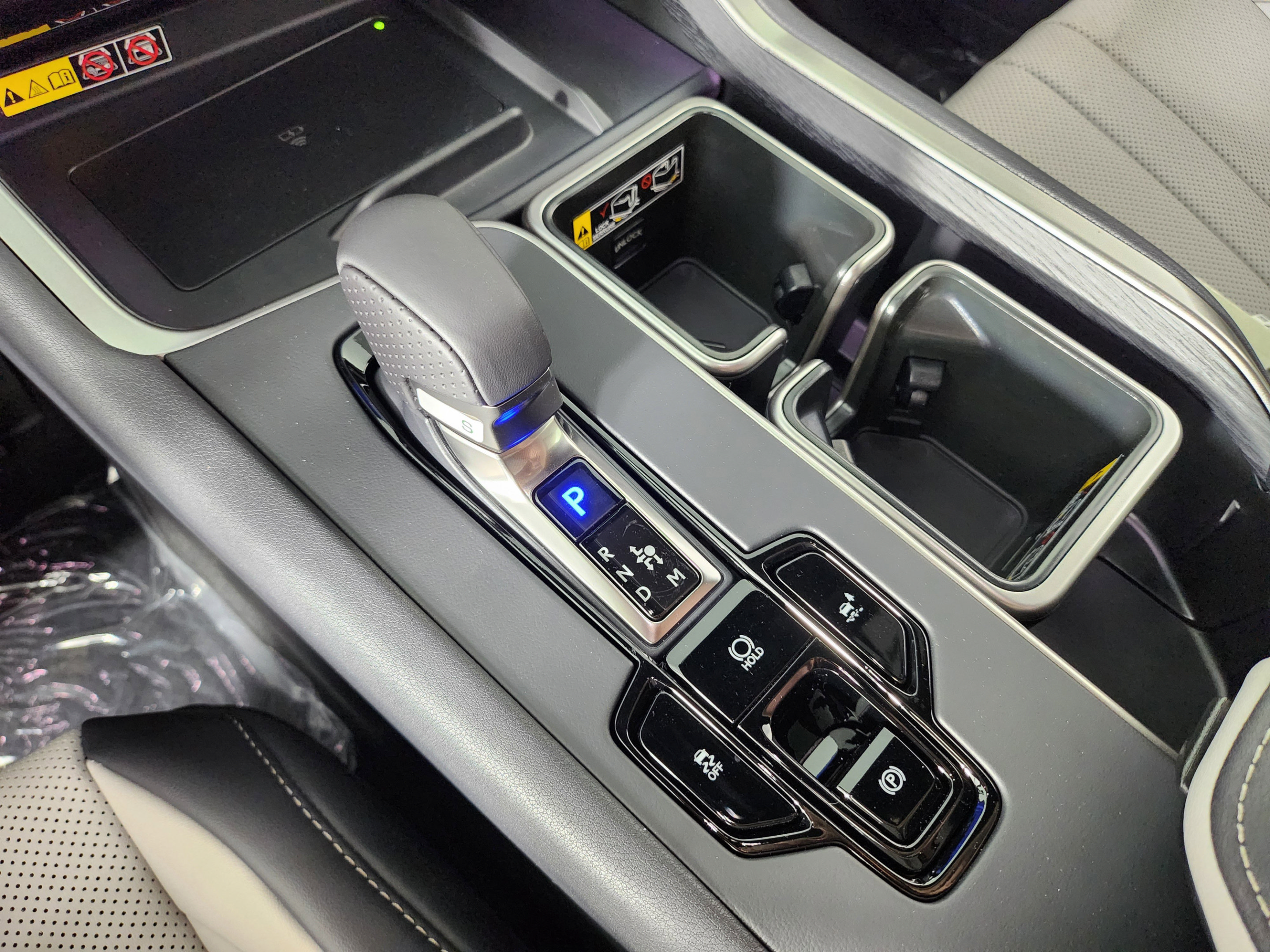 Certified 2025 Lexus TX 500h AWD w/ Technology Package image 16