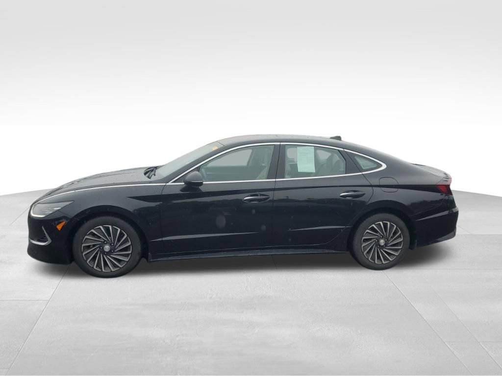 Used 2023 Hyundai Sonata SEL FWD image 2