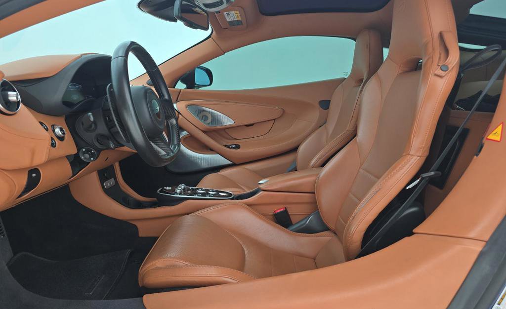 Used 2021 McLaren GT image 6