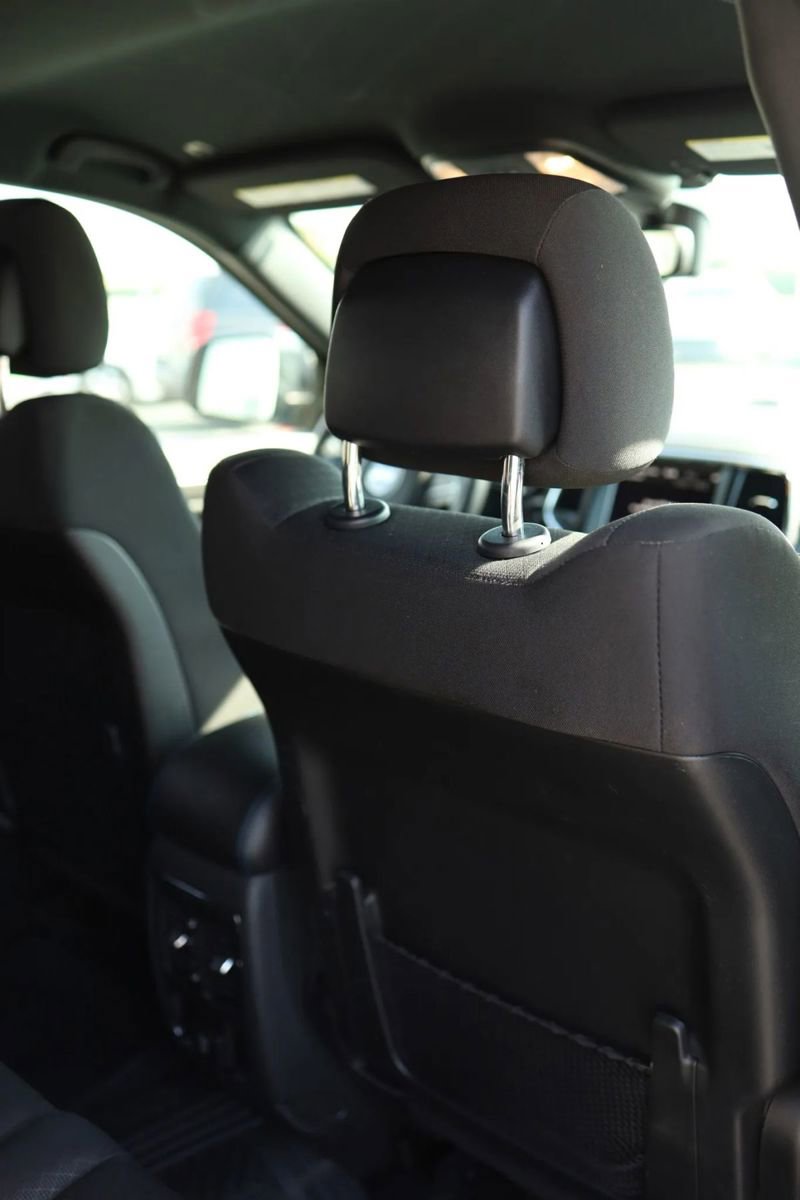 Used 2018 Jeep Grand Cherokee Laredo image 36