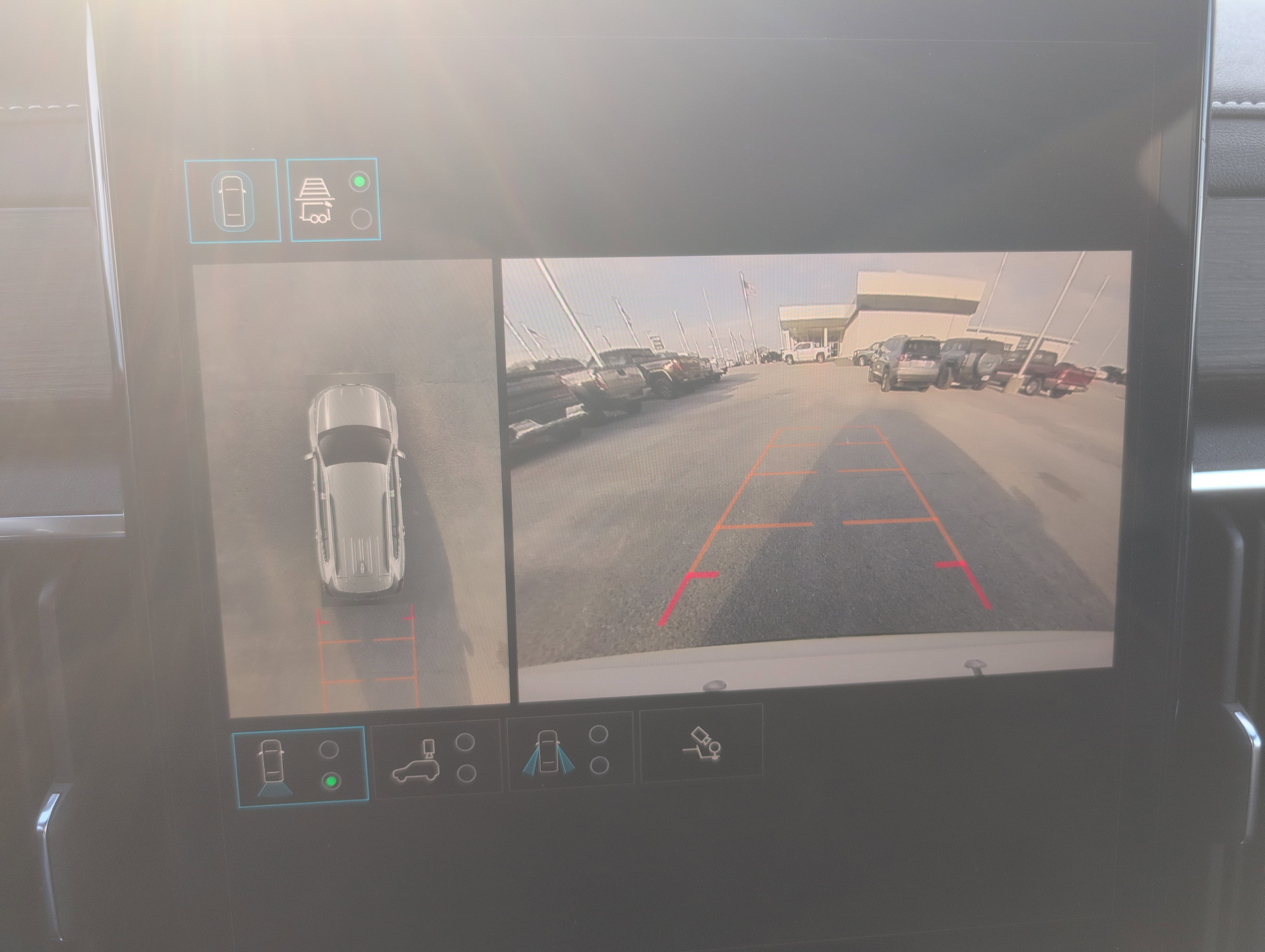 Used 2025 GMC Acadia Denali w/ Super Cruise Package image 26