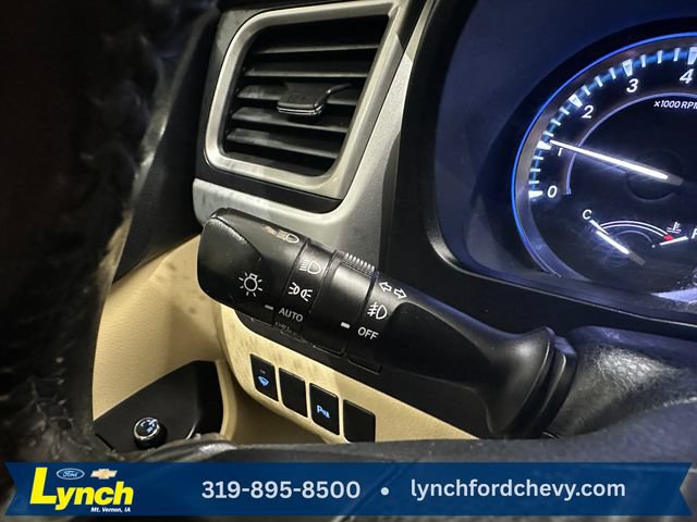 Used 2015 Toyota Highlander Limited AWD/4WD image 18