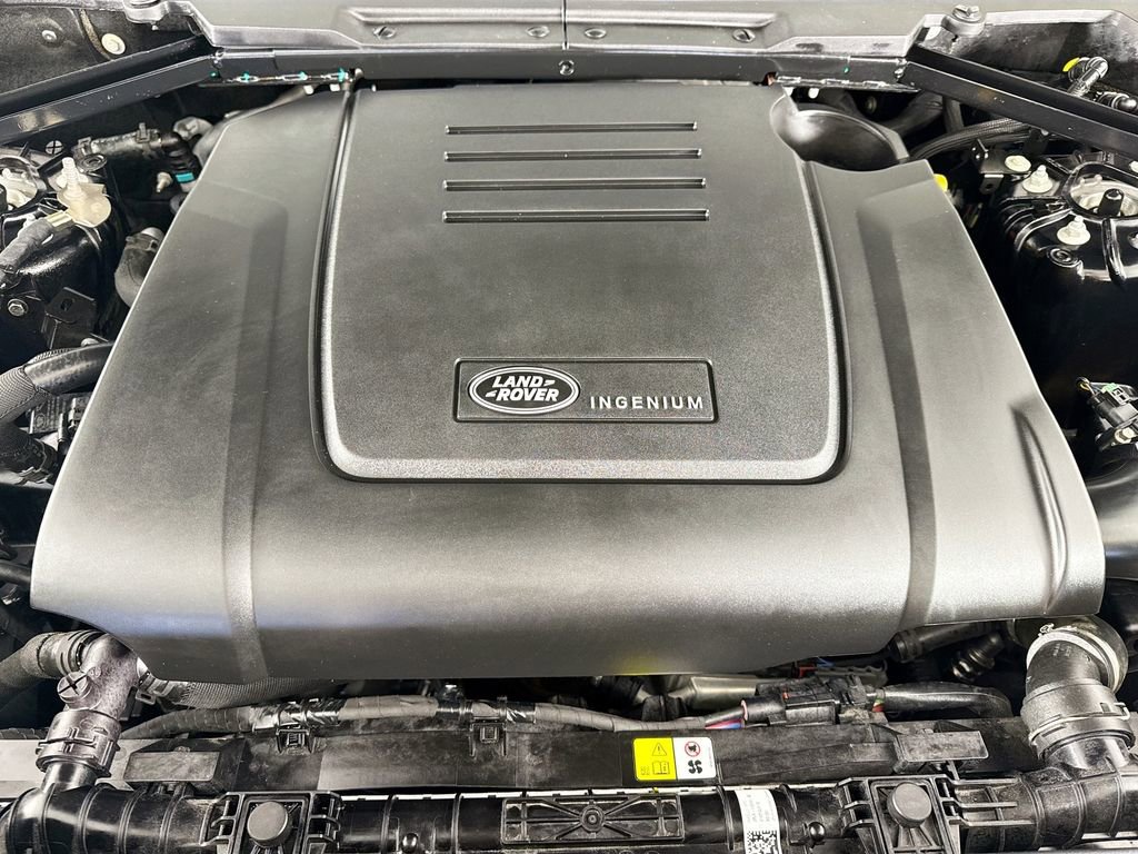 Used 2025 Land Rover Defender 110 S image 26