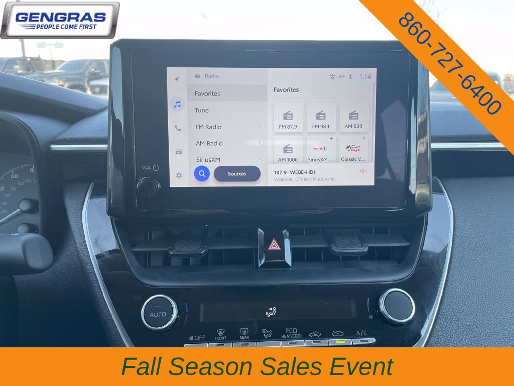 Used 2024 Toyota Corolla LE FWD image 43