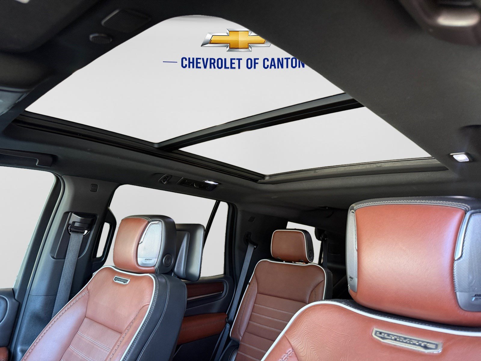 Used 2023 GMC Yukon Denali Ultimate AWD/4WD image 22