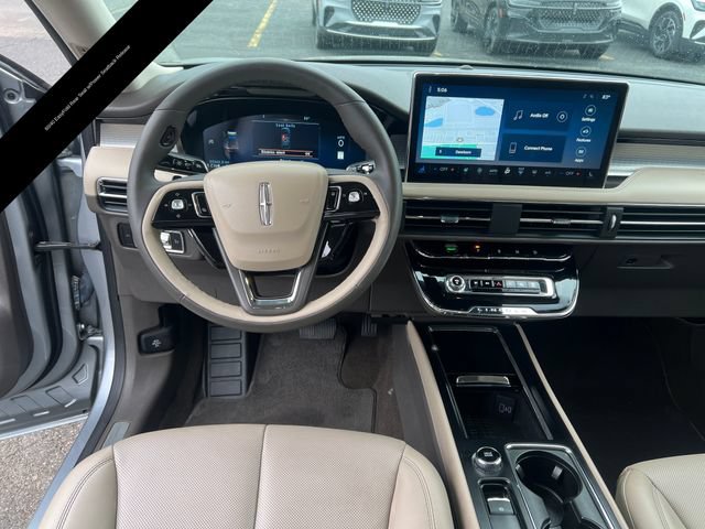 Certified 2023 Lincoln Corsair AWD w/ Equipment Group 101A image 18