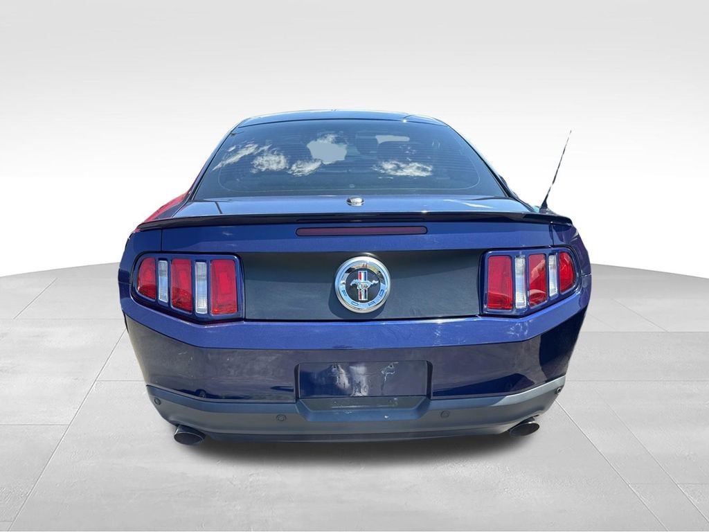 Used 2012 Ford Mustang Premium RWD image 3