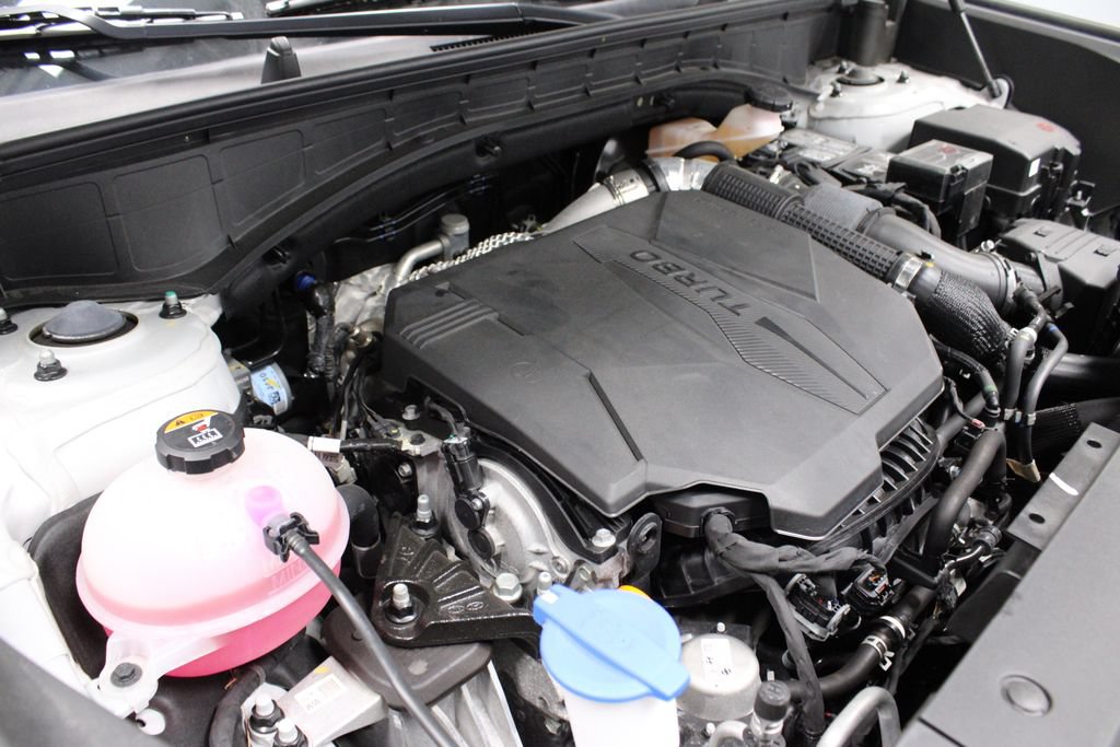 Certified 2025 Hyundai Santa Fe XRT AWD/4WD image 15