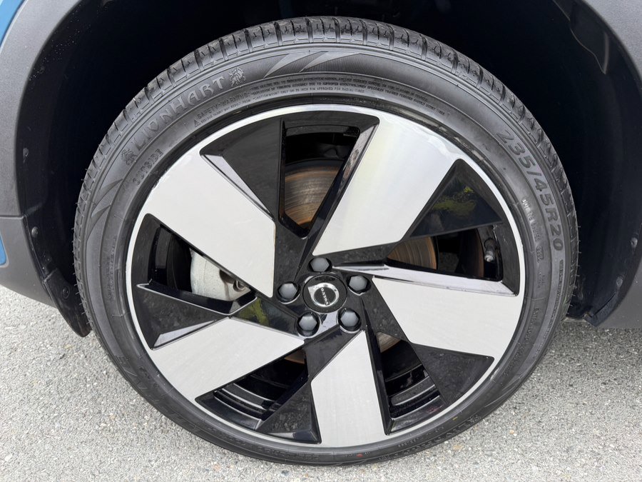 Used 2023 Volvo C40 P8 Recharge Ultimate AWD/4WD image 51