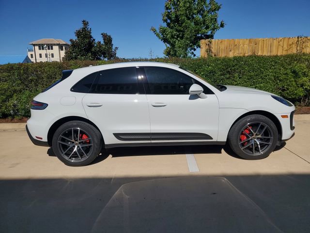 Used 2024 Porsche Macan S AWD/4WD image 9