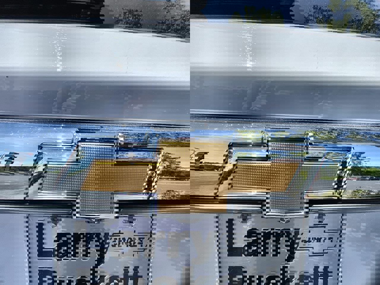 Used 2023 Chevrolet Traverse LT w/ LPO, Cargo Package image 31