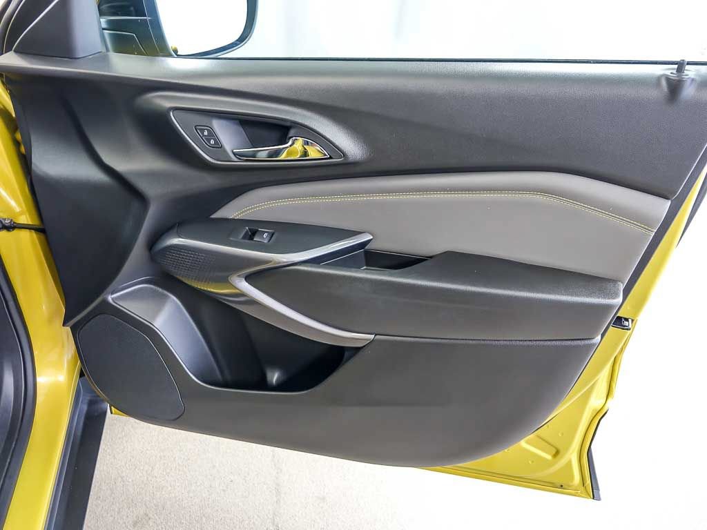 Used 2024 Chevrolet Trax ACTIV w/ Driver Confidence Package FWD image 26