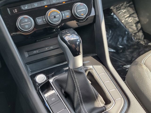 Used 2024 Volkswagen Taos SE image 25