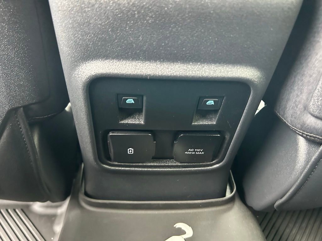 Certified 2024 Ford Bronco Black Diamond image 16