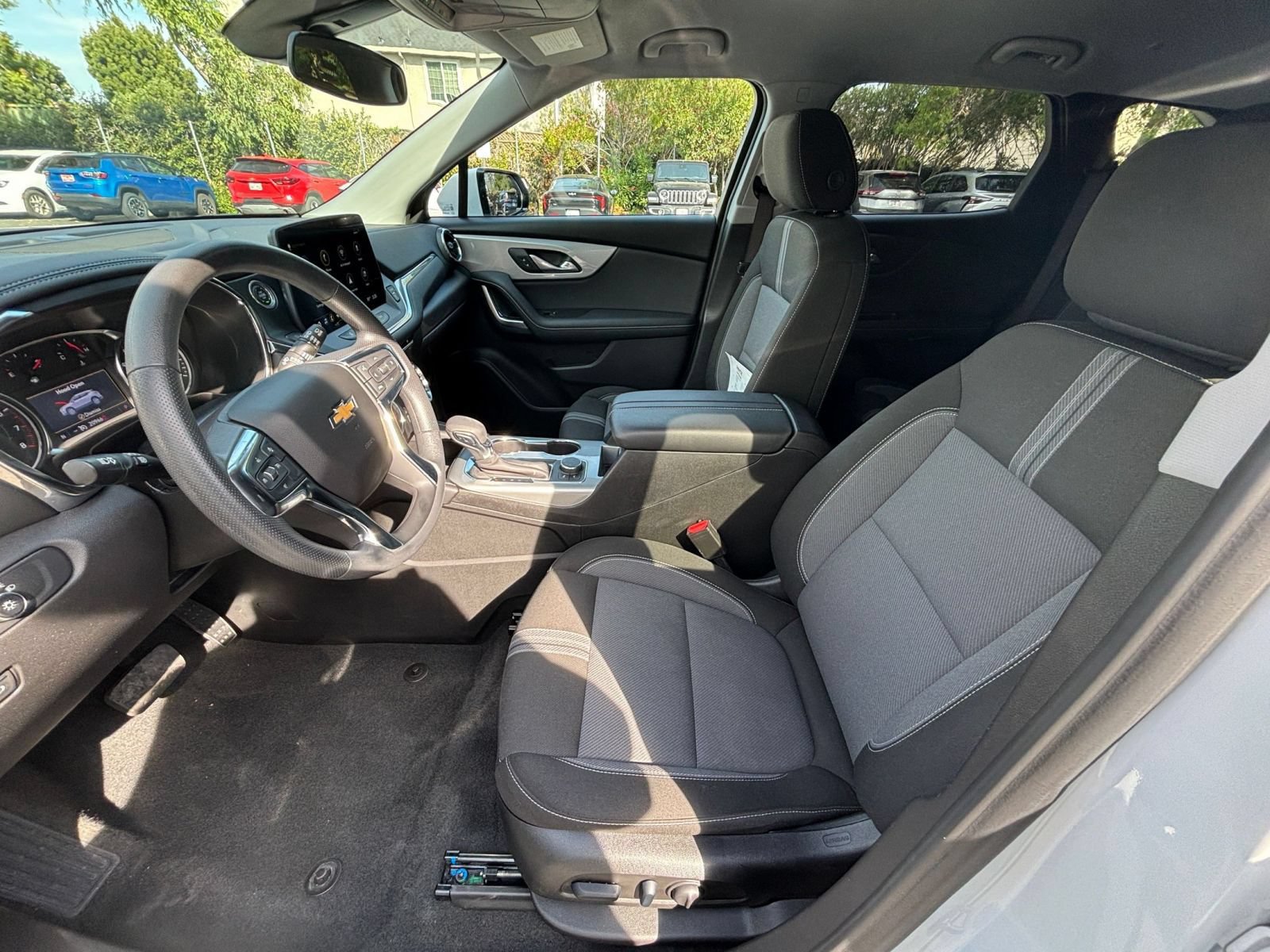 Used 2026 Chevrolet Blazer LT FWD image 26