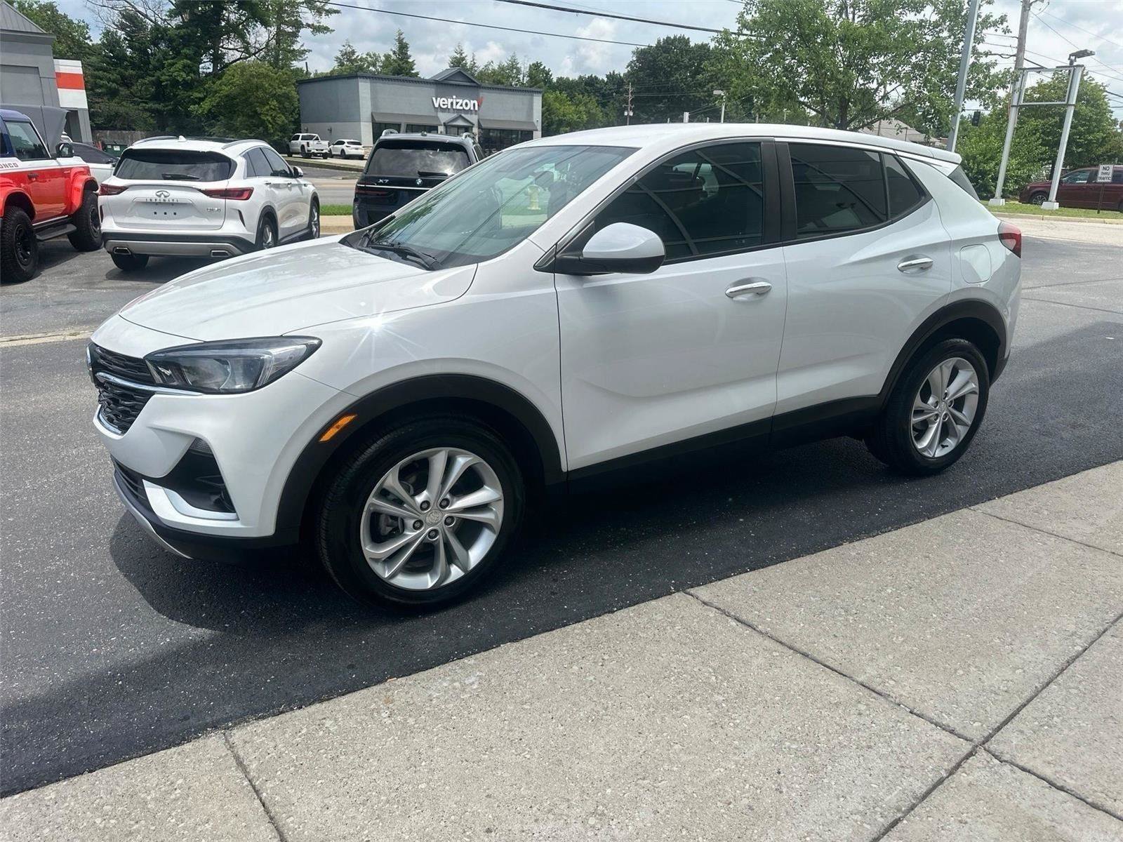 Used 2022 Buick Encore GX Preferred w/ Cold Weather Comfort Package FWD image 6