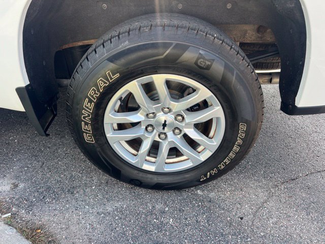 Used 2021 Chevrolet Silverado 1500 RST AWD/4WD image 9
