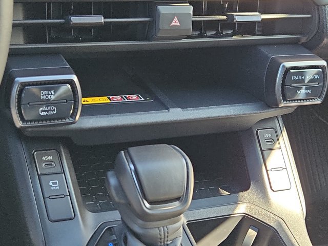 Used 2026 Toyota RAV4 AWD Plug-in Hybrid image 22