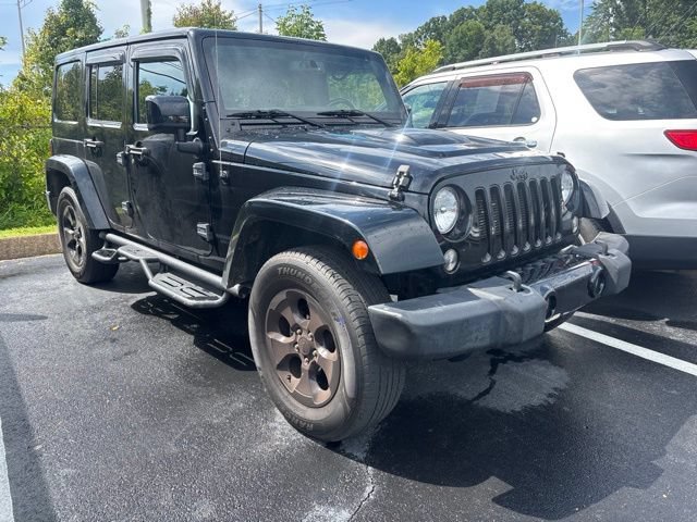 Used 2015 Jeep Wrangler Unlimited Sahara AWD/4WD image 3