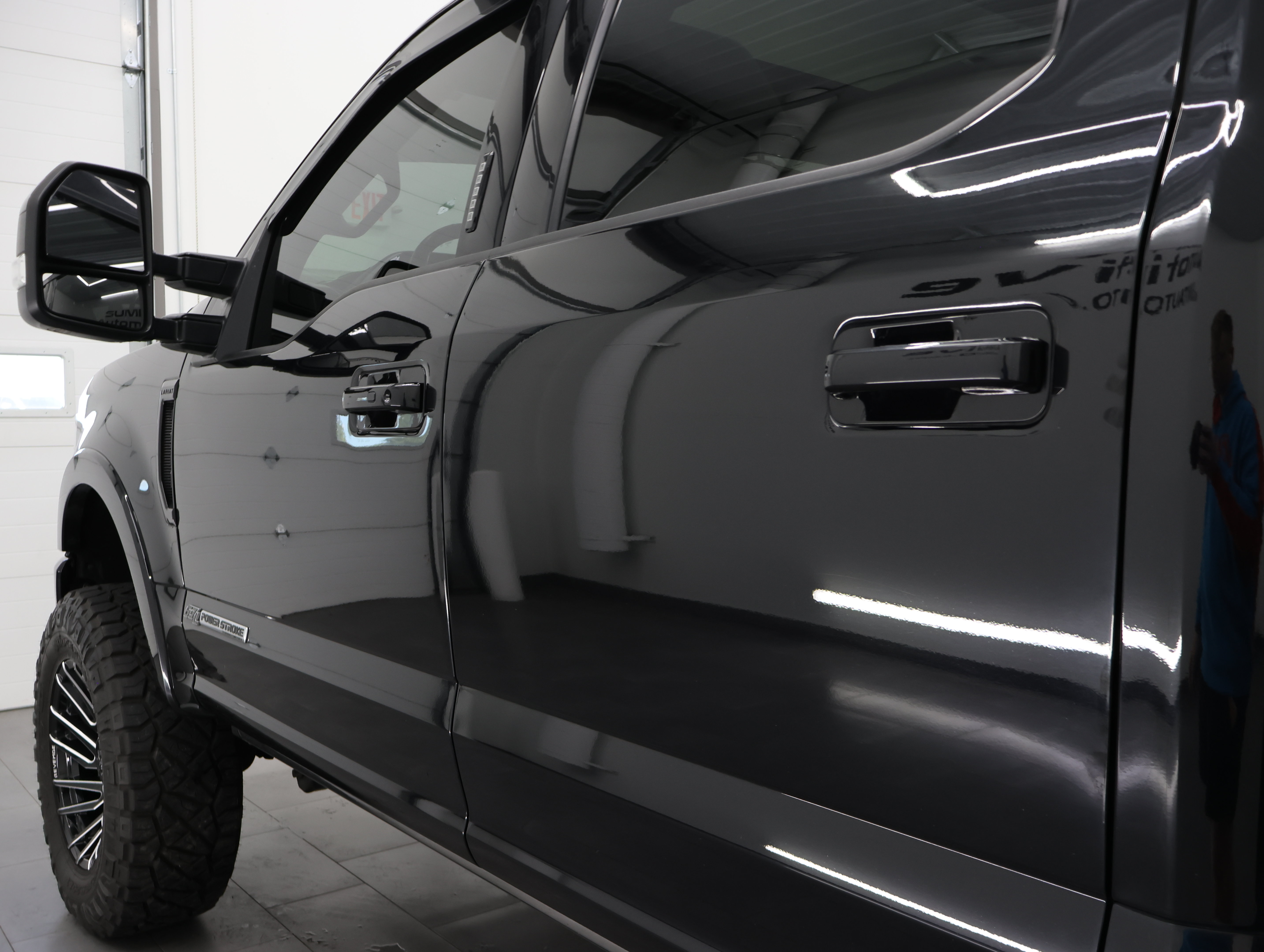 Used 2022 Ford F250 Lariat w/ Tremor Off-Road Package AWD/4WD image 34