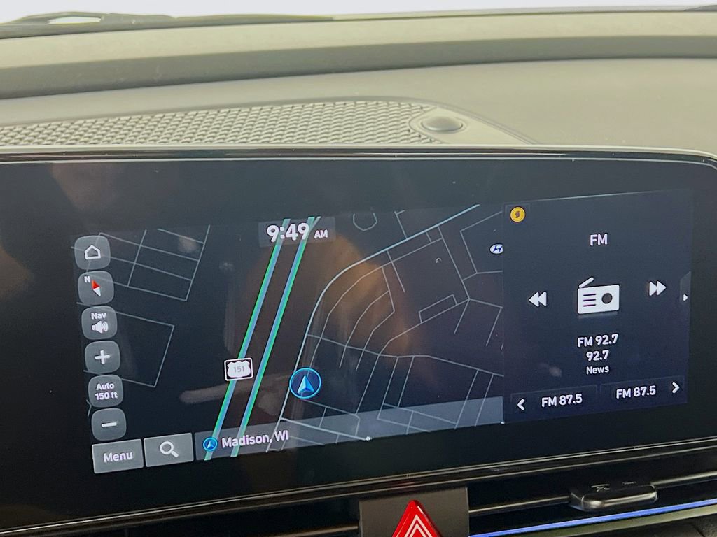 New 2025 Hyundai Elantra SEL image 13