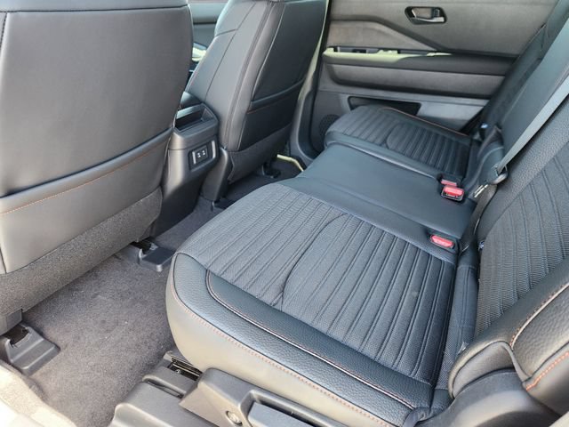 New 2026 Nissan Pathfinder Rock Creek AWD/4WD image 8