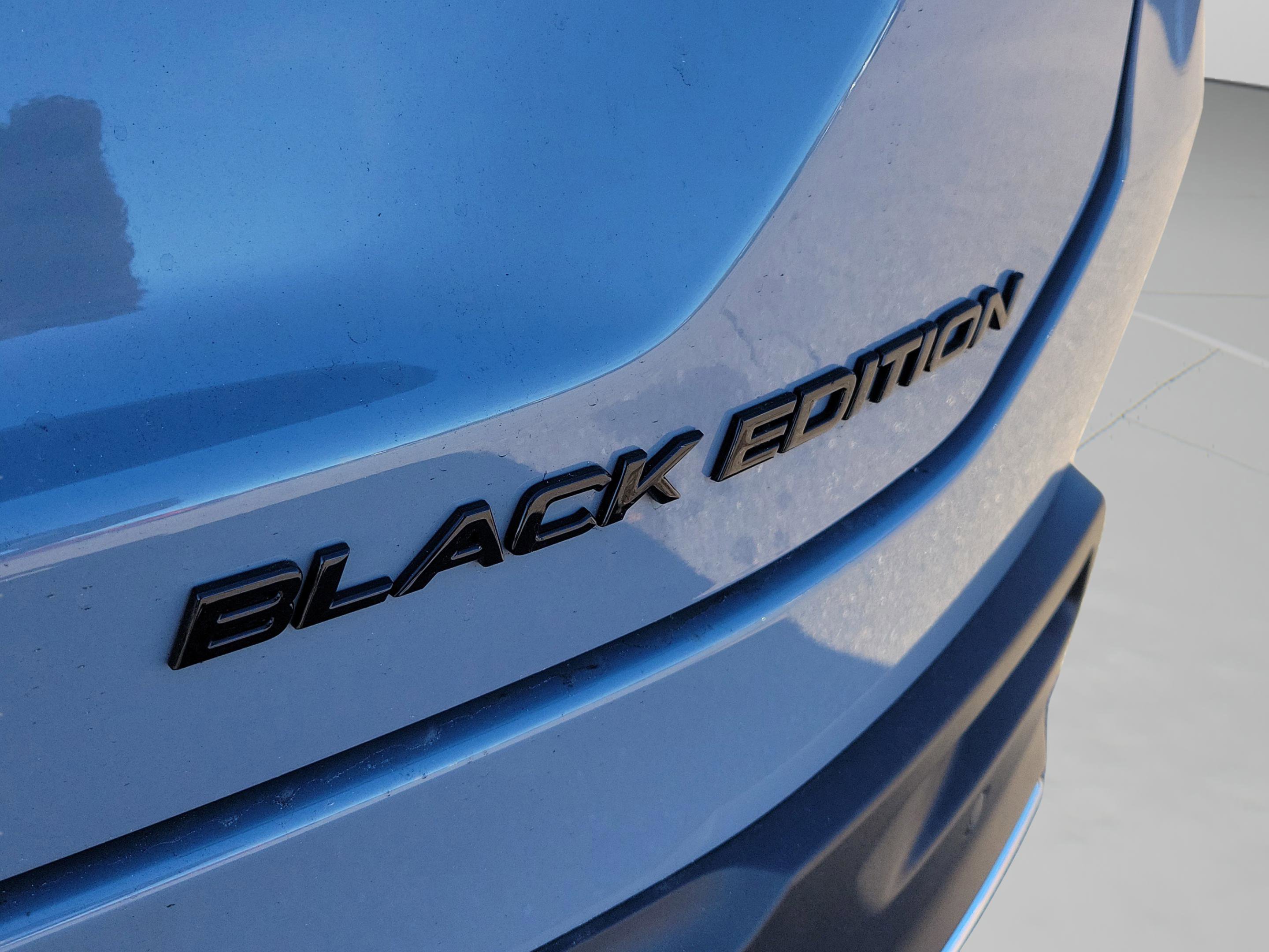 Certified 2025 Honda Pilot Black Edition image 6