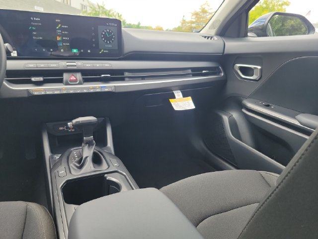 New 2026 Kia K4 FWD image 10
