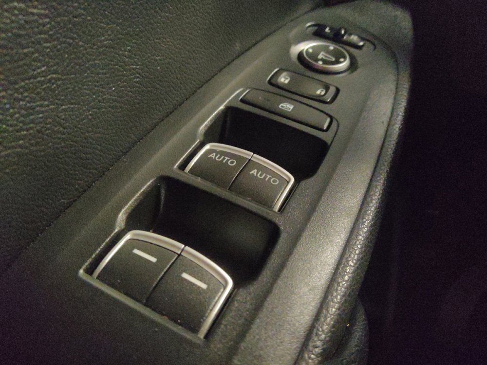 Used 2018 Honda Accord LX image 27