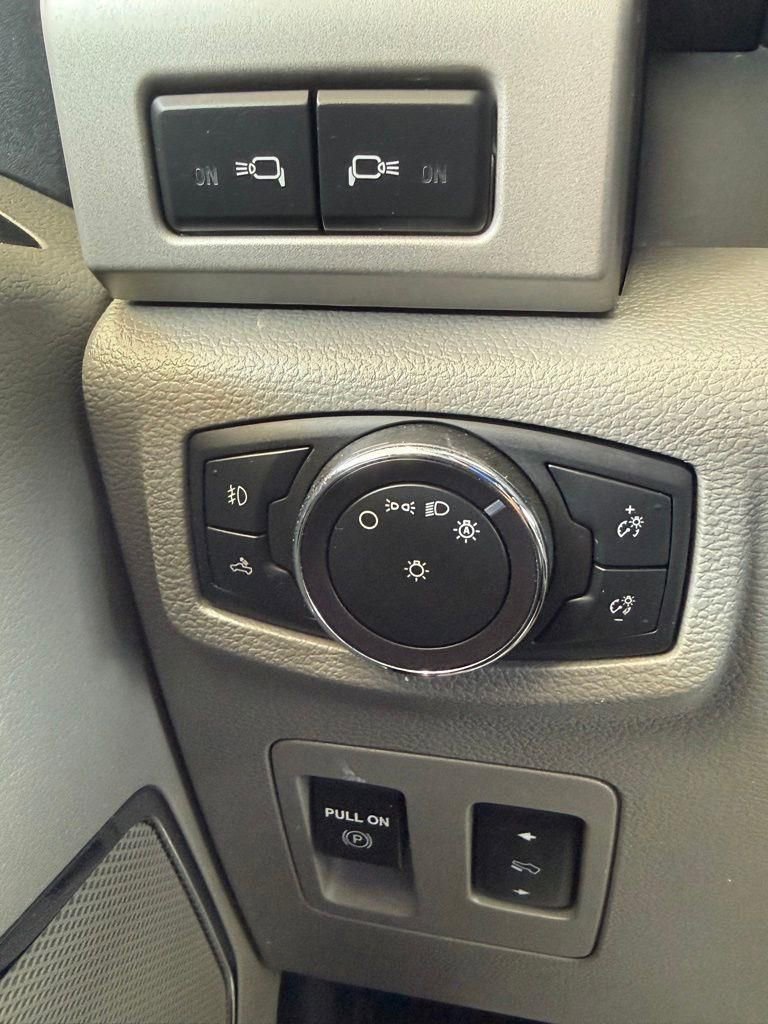 Used 2020 Ford F150 Lariat w/ Equipment Group 502A Luxury image 35