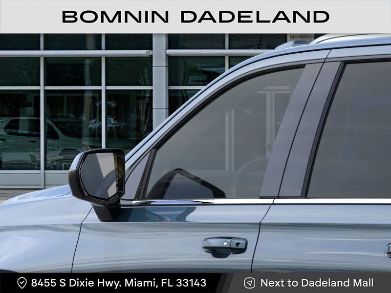 New 2025 Chevrolet Suburban LS image 12