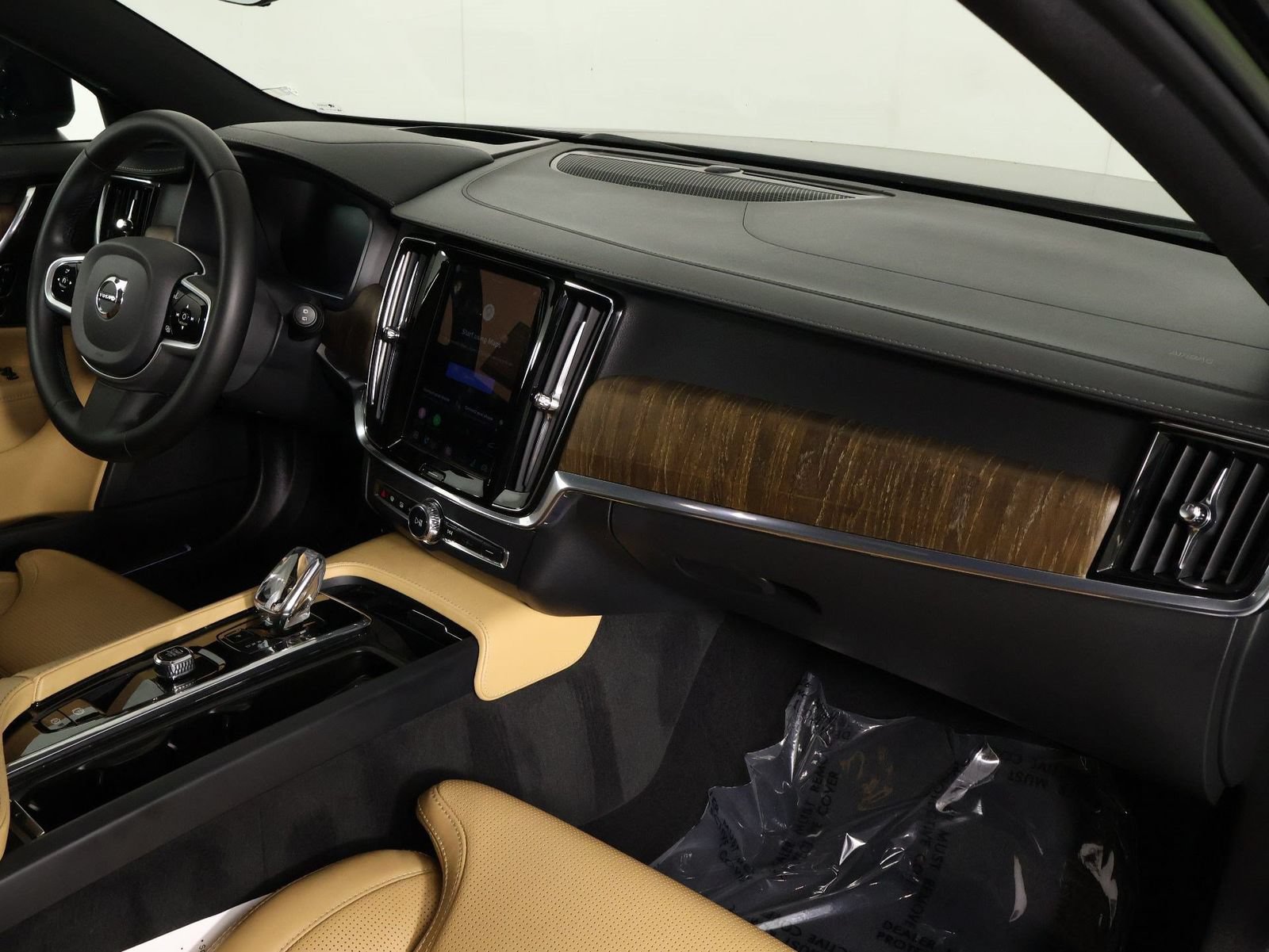 Certified 2023 Volvo V90 B6 Cross Country Ultimate w/ Climate Package AWD/4WD image 22
