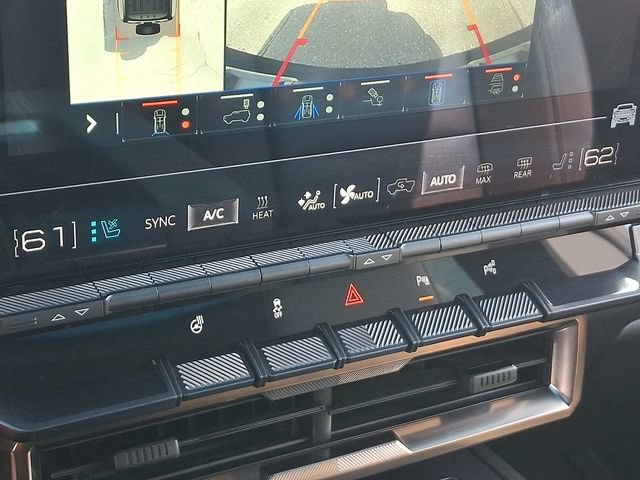 Used 2024 GMC Hummer EV 3X AWD/4WD image 14