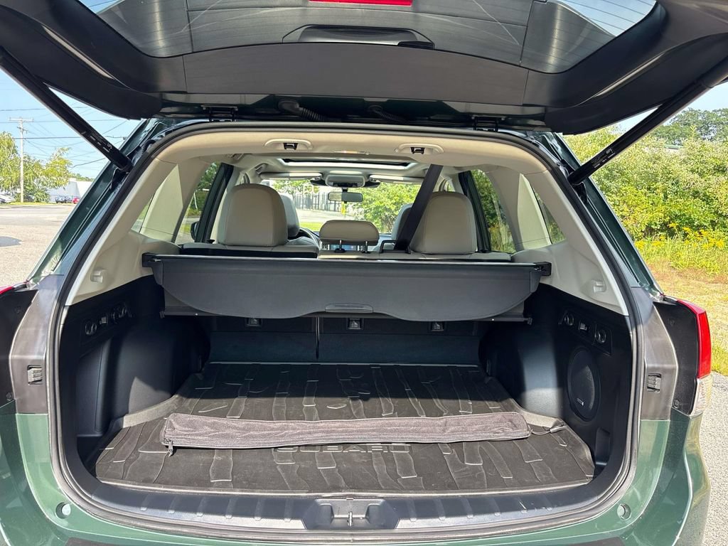 Used 2024 Subaru Forester Limited AWD/4WD image 16