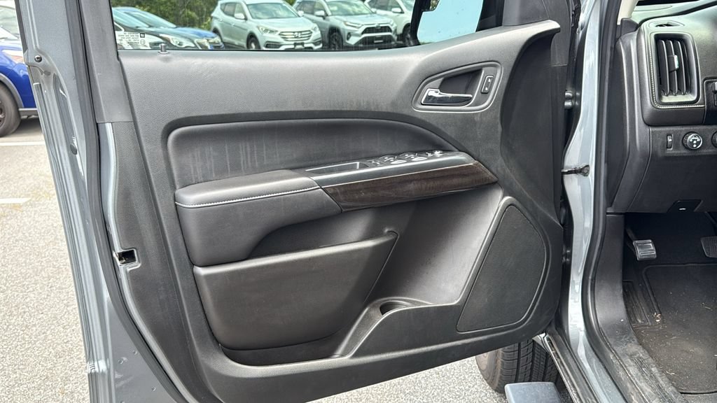 Used 2019 GMC Canyon SLE w/ Driver Alert Package AWD/4WD image 9