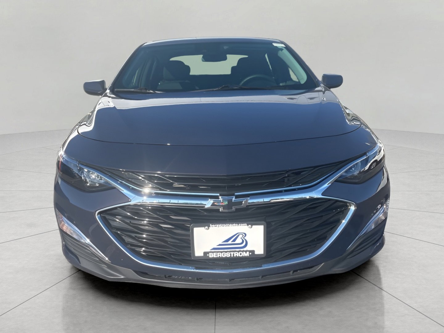 Used 2025 Chevrolet Malibu RS image 9