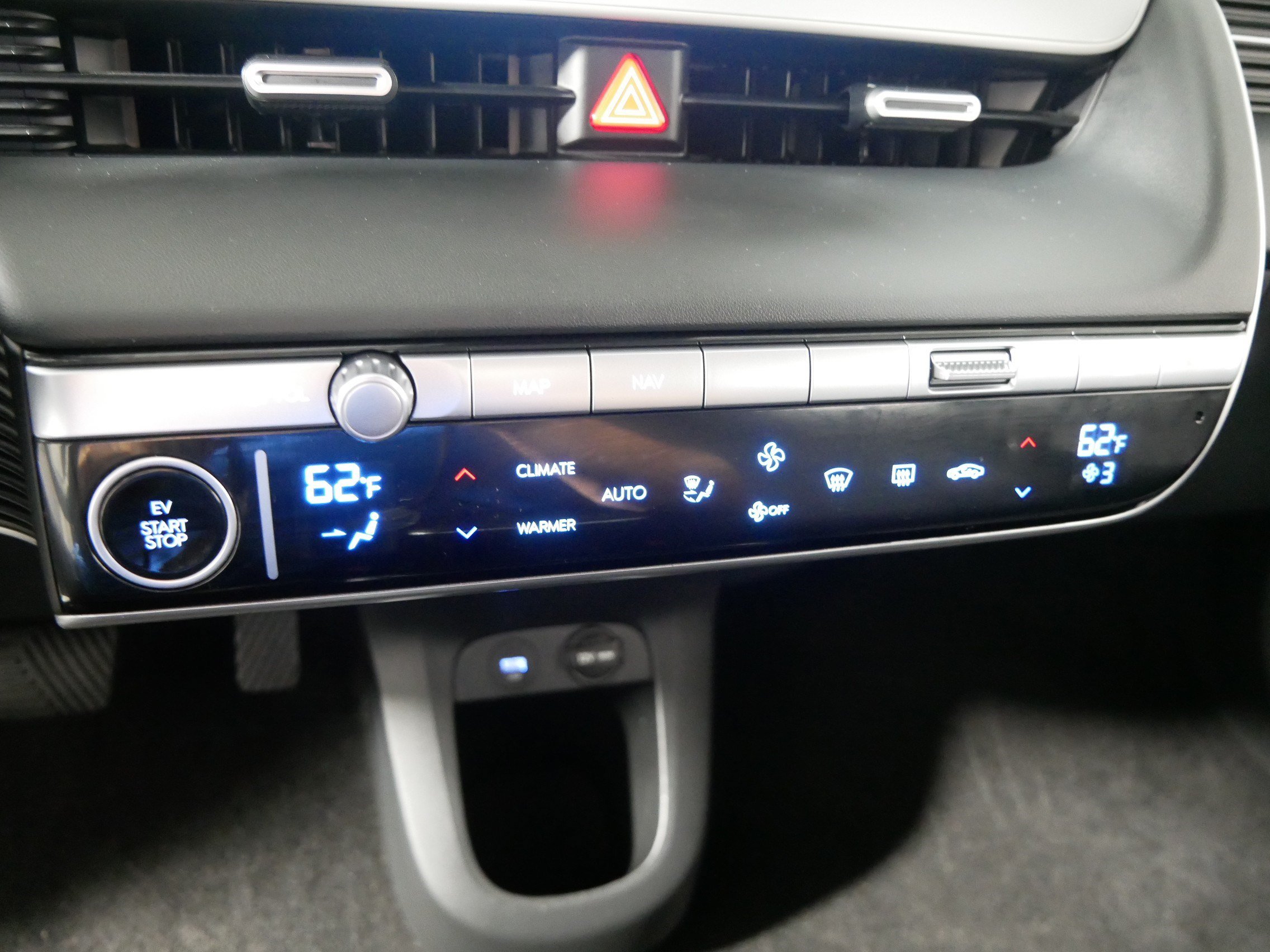 Used 2024 Hyundai Ioniq 5 SEL AWD/4WD image 23