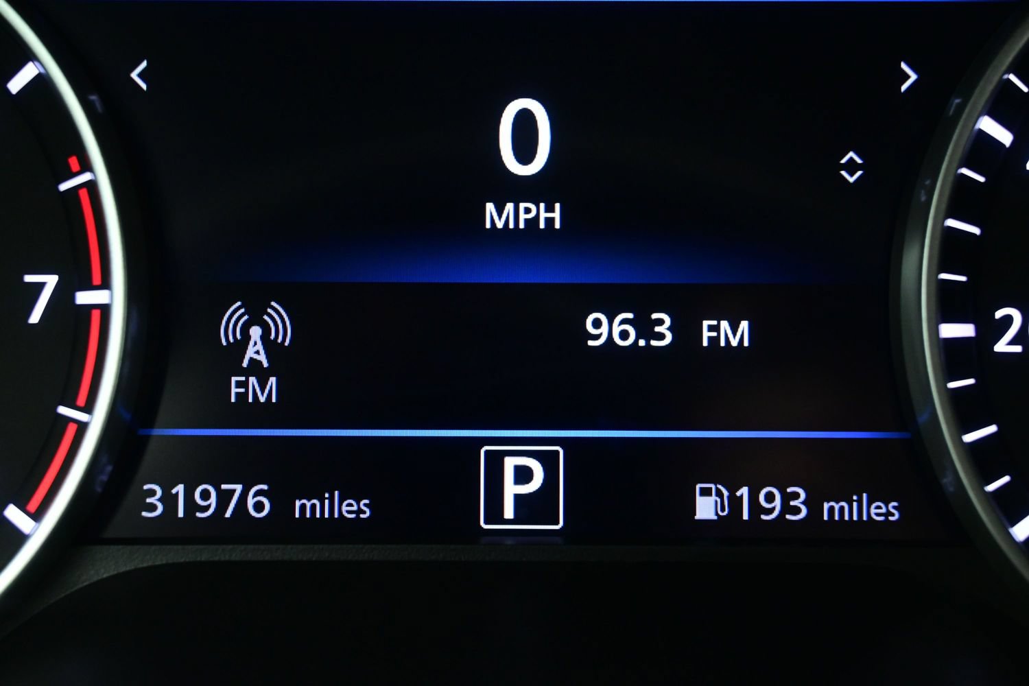 Used 2023 Nissan Sentra SR w/ Electronics Package FWD image 23