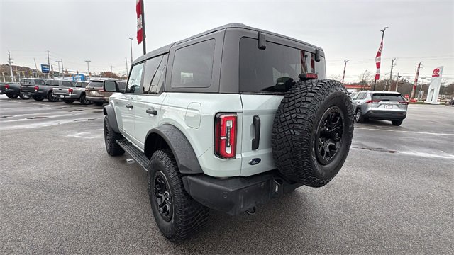 Used 2023 Ford Bronco Wildtrak image 3