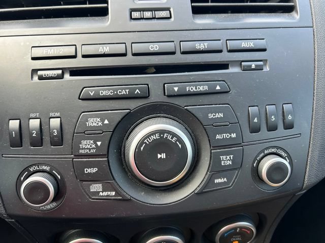 Used 2013 MAZDA MAZDA3 i Touring FWD image 11