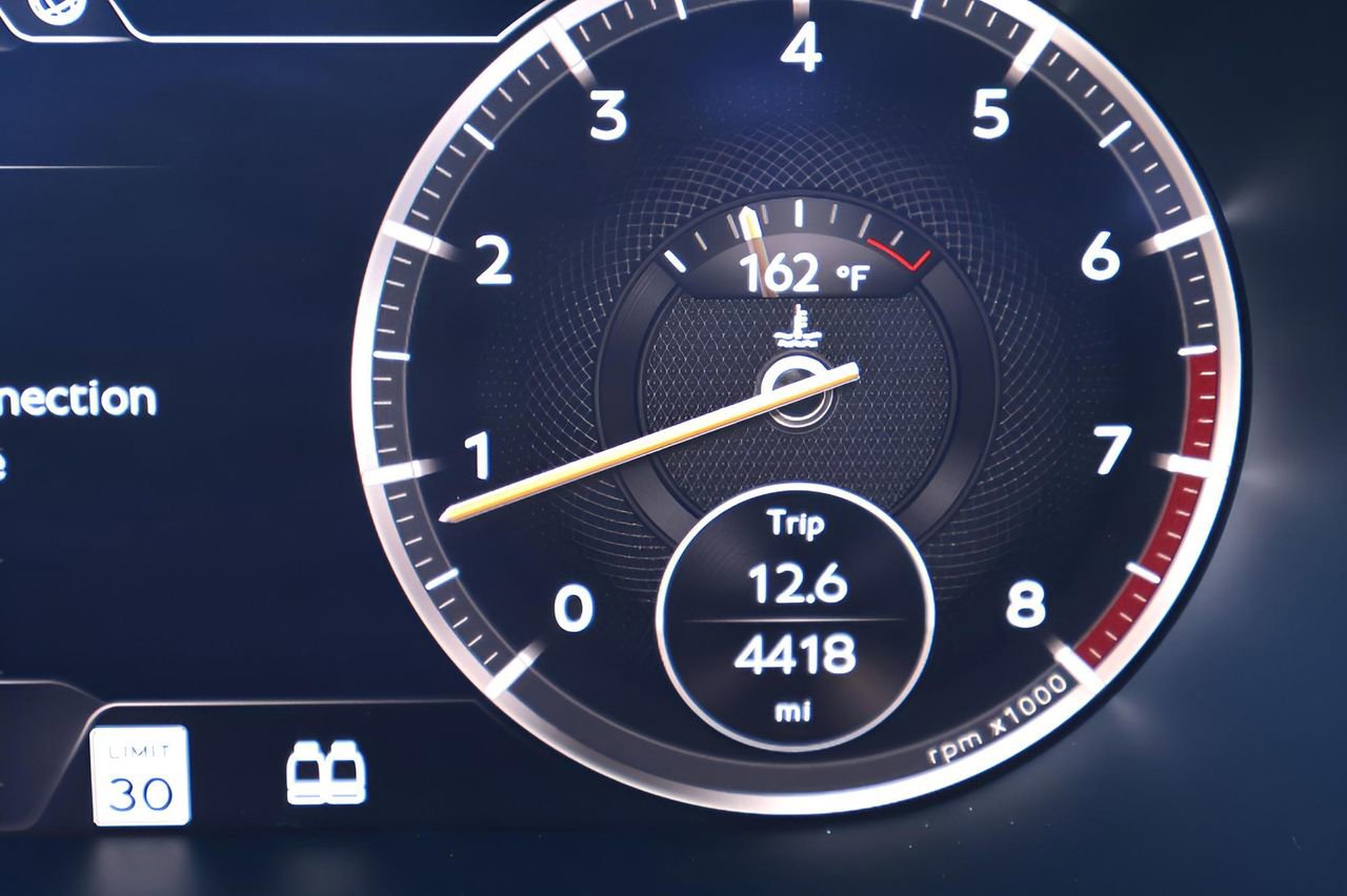 Used 2024 Bentley Continental GT image 30