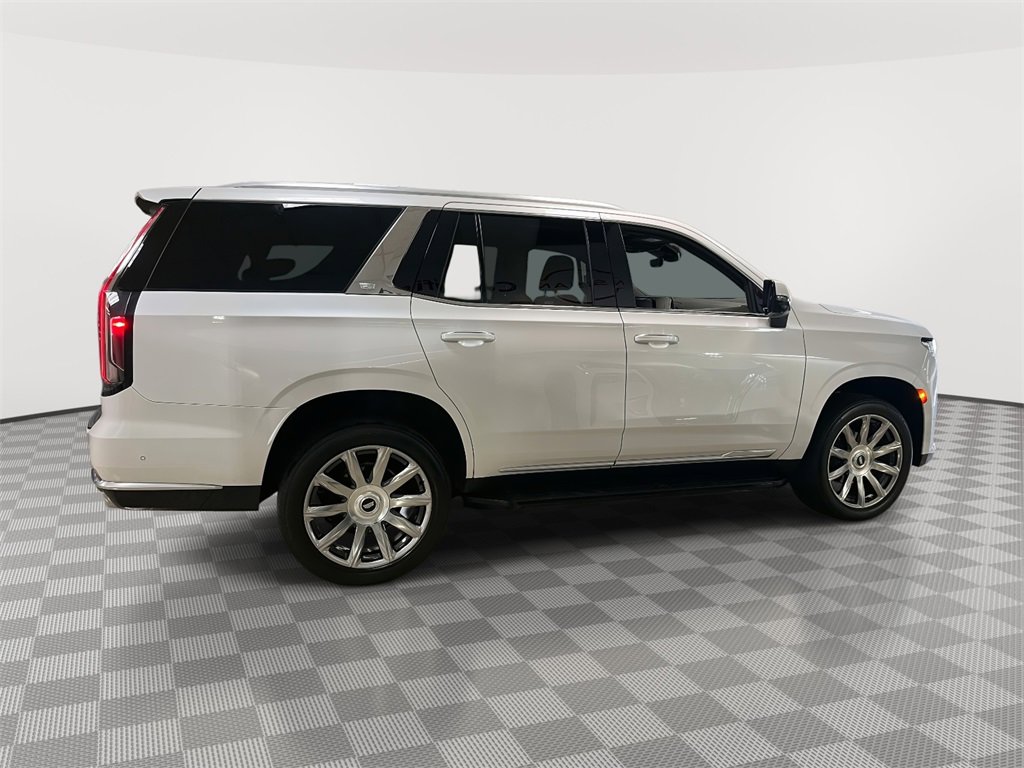 Used 2022 Cadillac Escalade Premium Luxury image 3