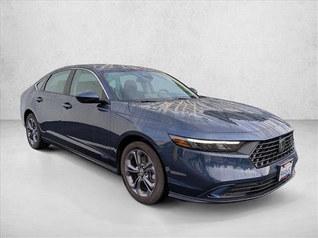 Used 2023 Honda Accord EX image 3