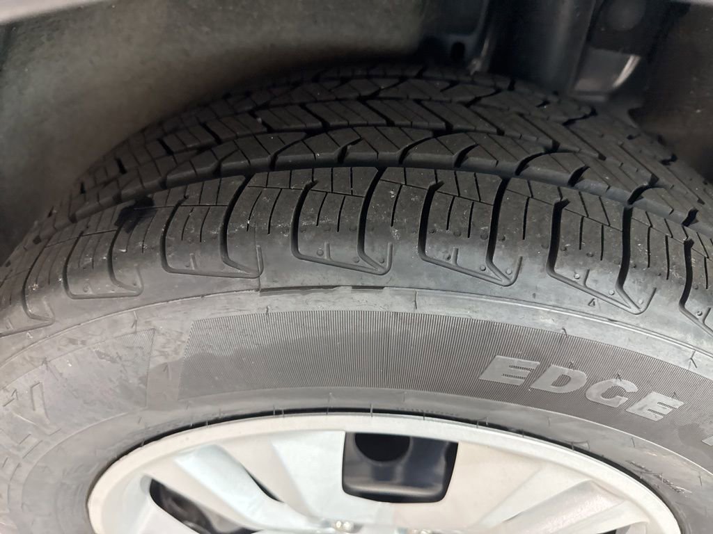 Used 2023 Ford Escape AWD image 77