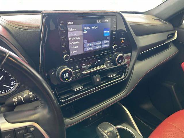 Certified 2021 Toyota Highlander XSE FWD image 22