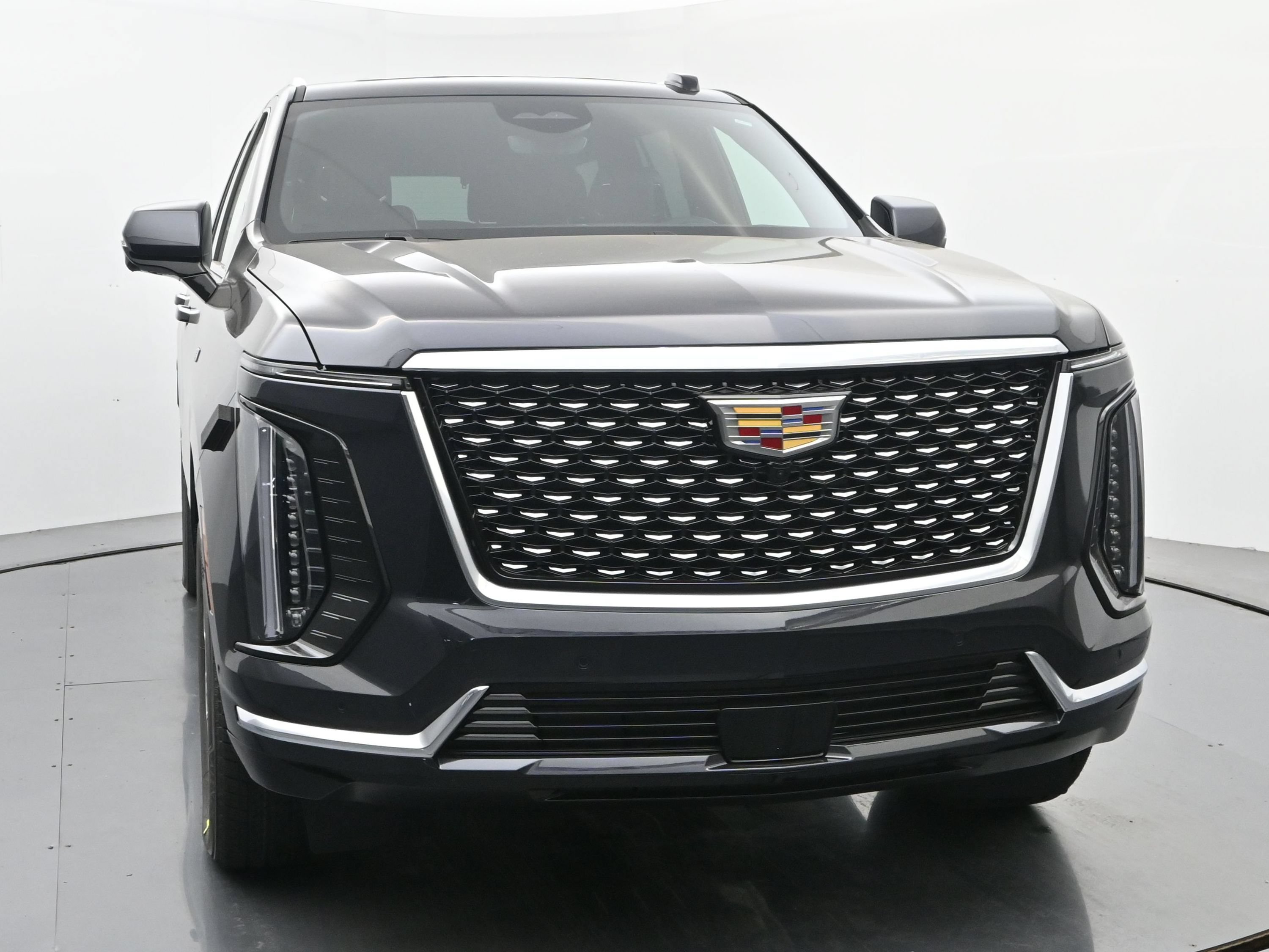 New 2026 Cadillac Escalade Luxury w/ Touring Package AWD/4WD image 8
