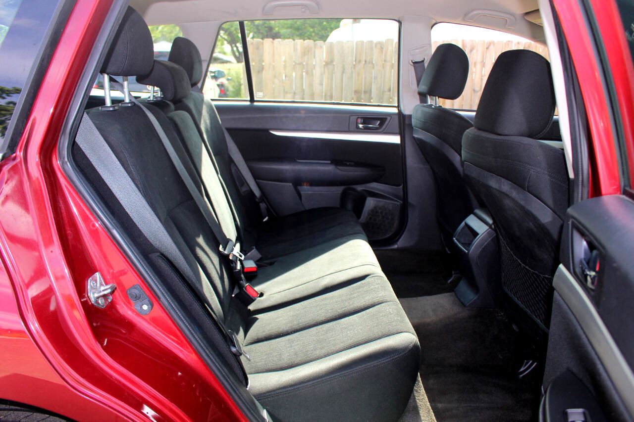 Used 2014 Subaru Outback 2.5i w/ Alloy Wheel Package image 29