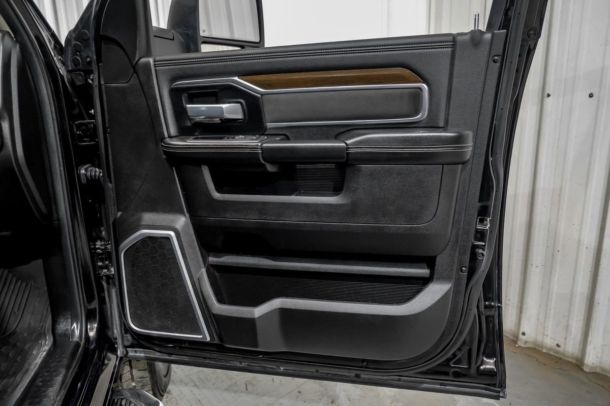 Used 2023 RAM 3500 Laramie AWD/4WD image 45